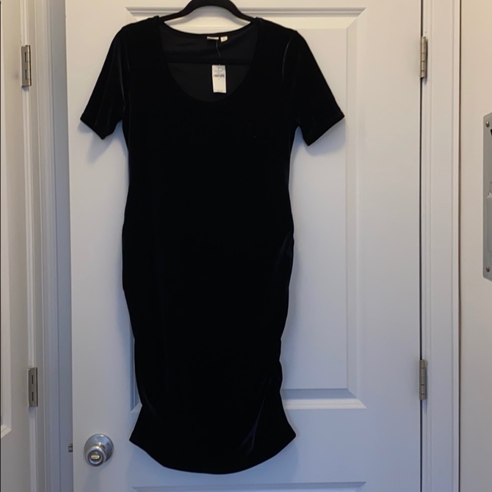 NEW GAP Maternity Velvet Black dress
